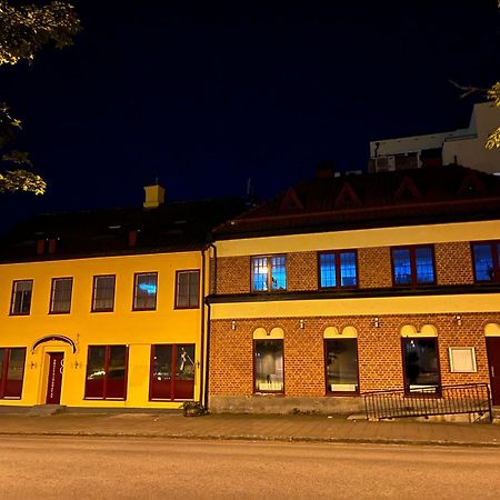 Sveriges Minsta Hotell! Hotel Gruyere Landskrone Exterior foto
