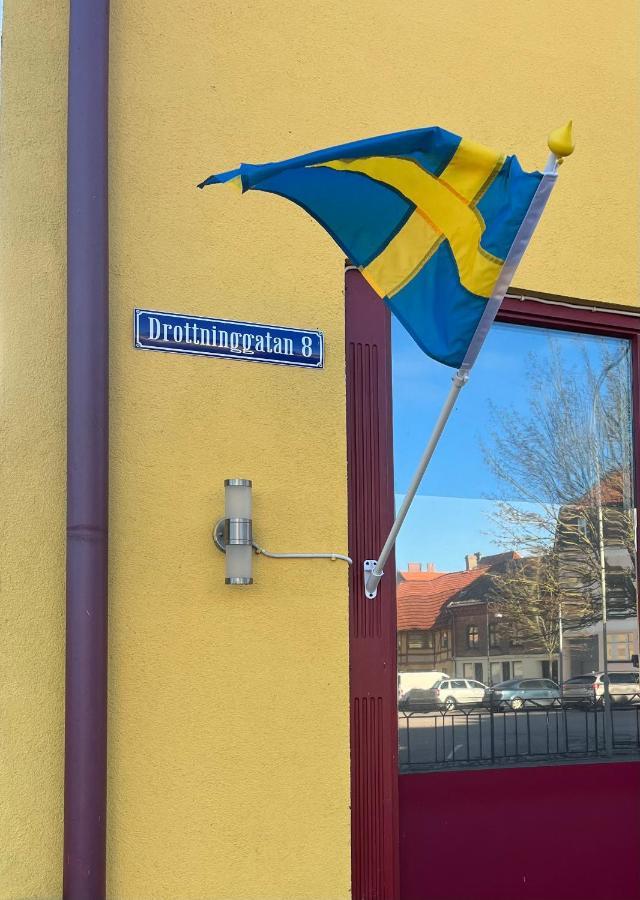 Sveriges Minsta Hotell! Hotel Gruyere Landskrone Exterior foto